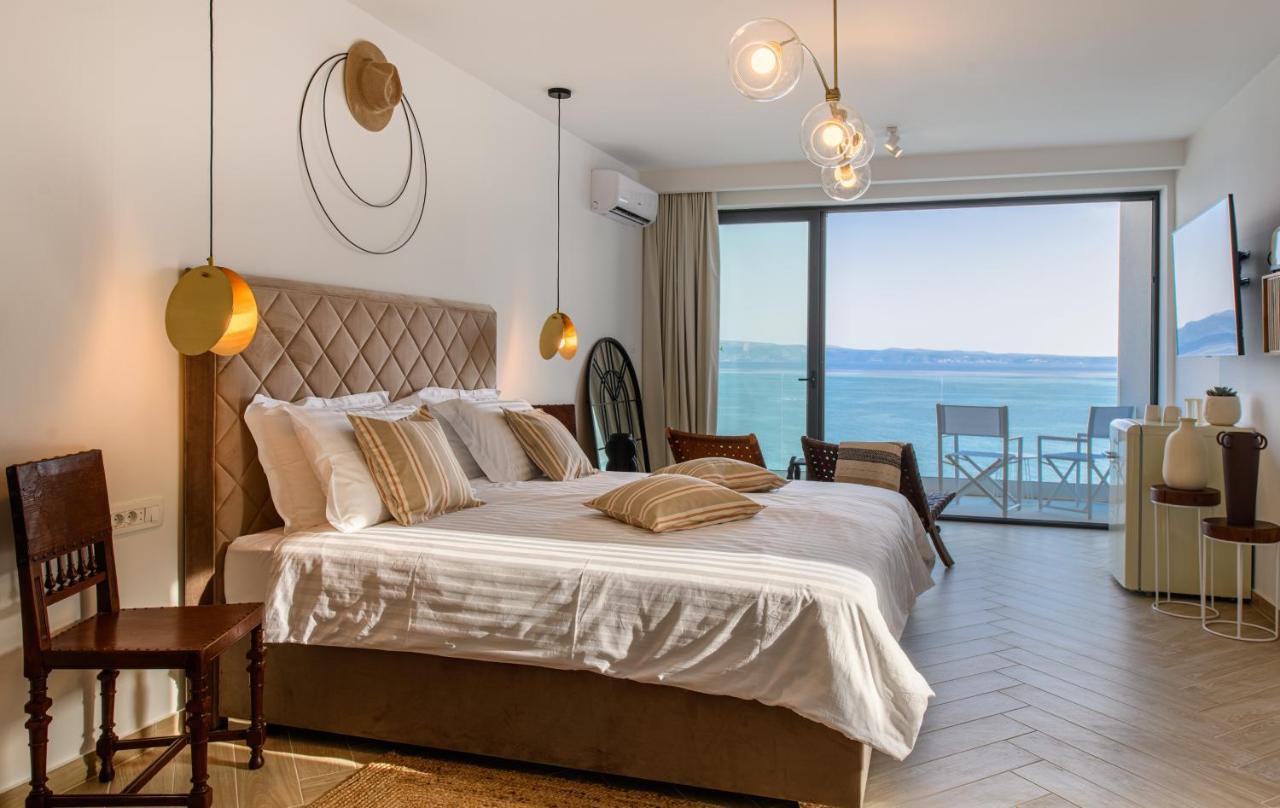 Gallery Luxury Suites & Rooms-Only Adults Split Ngoại thất bức ảnh