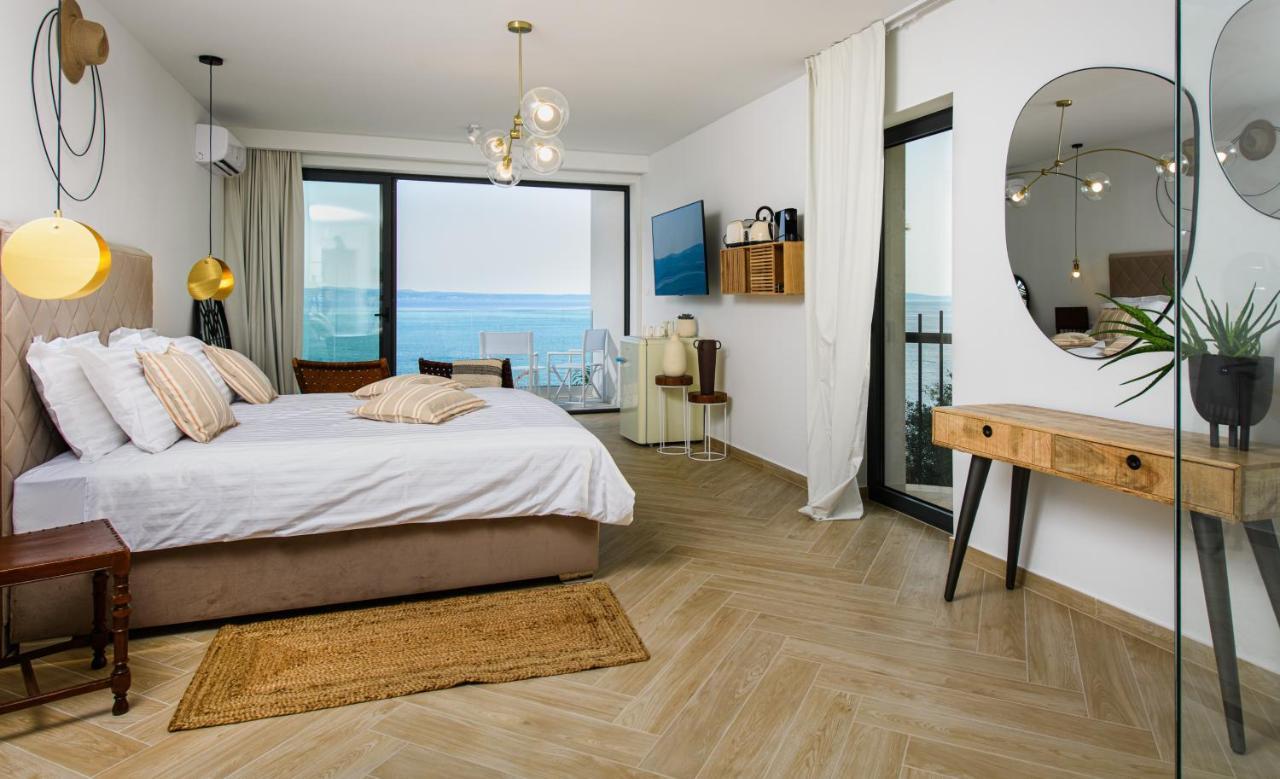 Gallery Luxury Suites & Rooms-Only Adults Split Ngoại thất bức ảnh