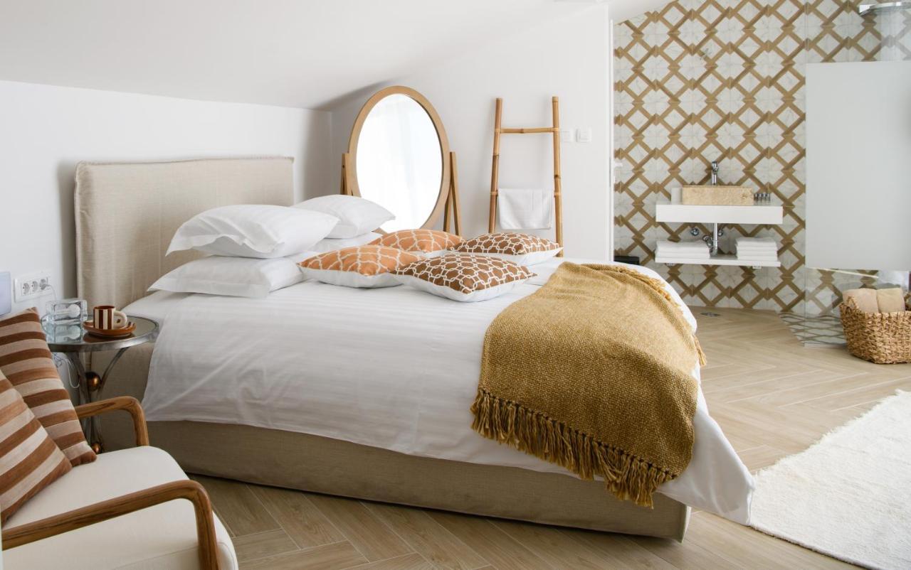 Gallery Luxury Suites & Rooms-Only Adults Split Ngoại thất bức ảnh