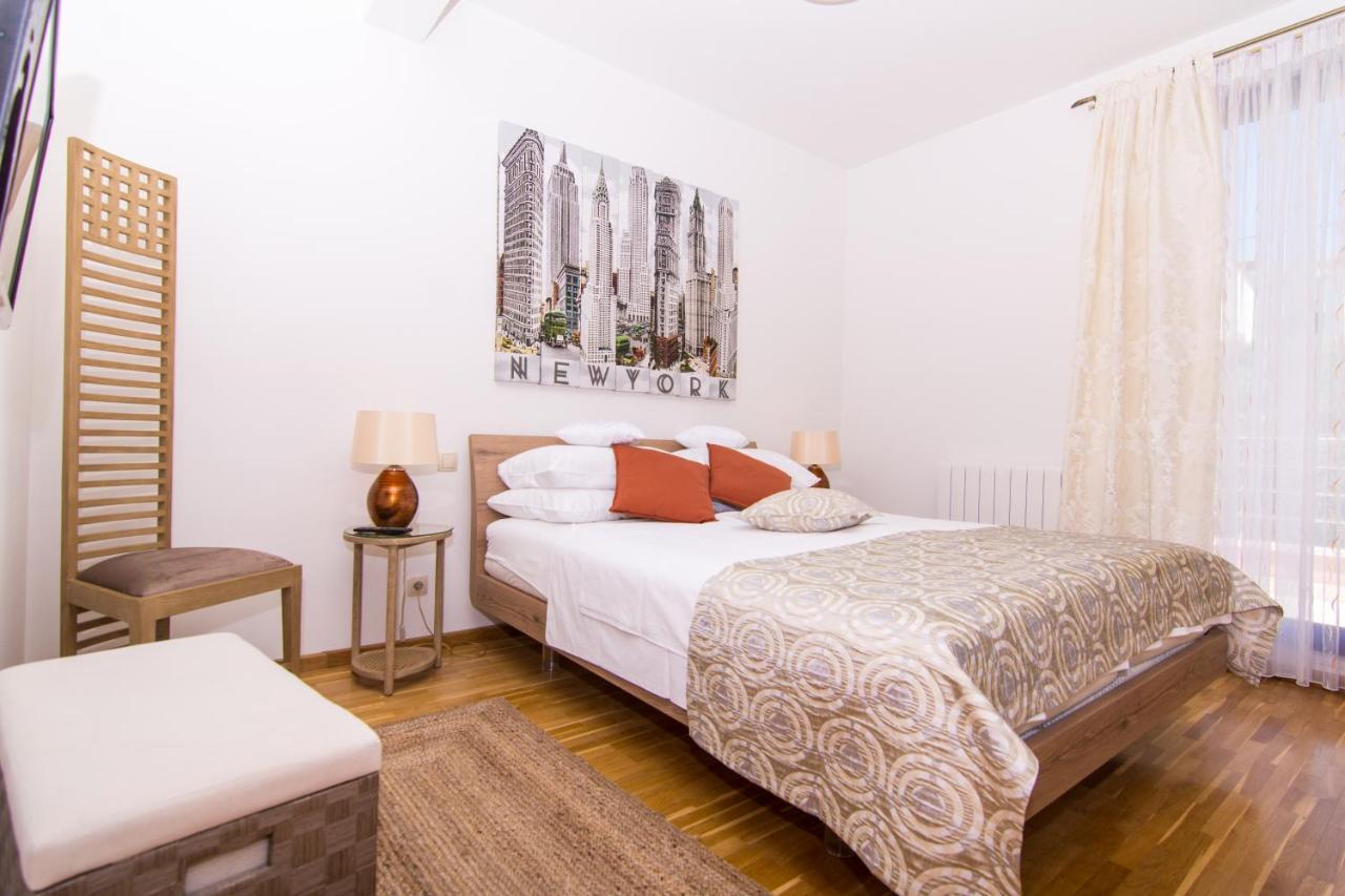 Gallery Luxury Suites & Rooms-Only Adults Split Ngoại thất bức ảnh