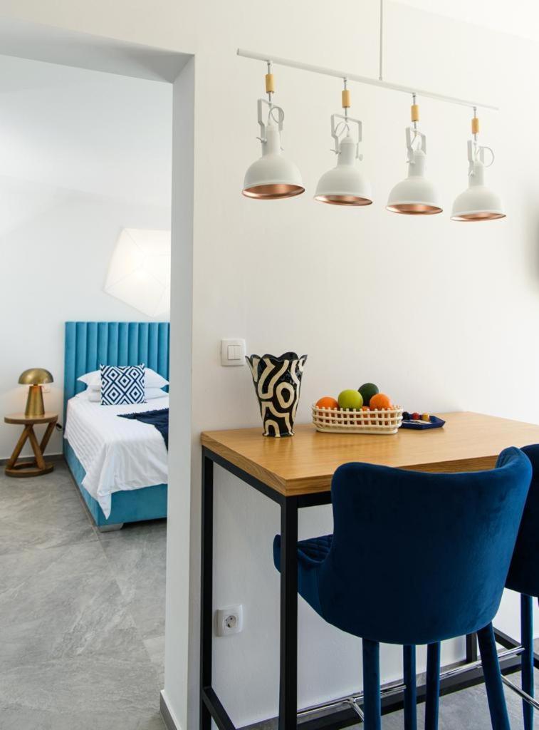 Gallery Luxury Suites & Rooms-Only Adults Split Ngoại thất bức ảnh